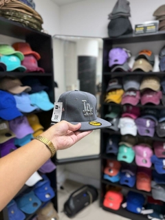 GORRA PREMIUM CERRADA