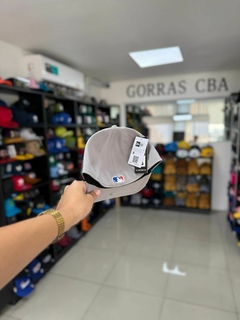 GORRA PREMIUM CERRADA - comprar online