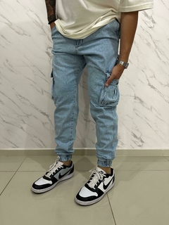 Cargo jogger celeste en internet