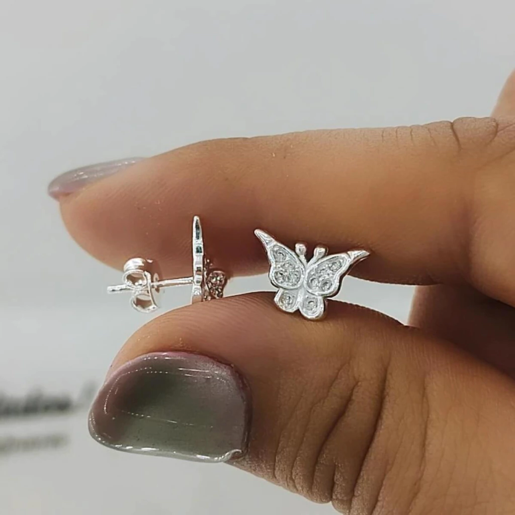 Aros de plata pasante Mariposa Becca