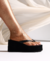 Tamanco Plataforma Flip Flop Camurça Preto