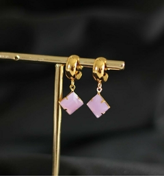 Argola com Pingente Rosa - comprar online