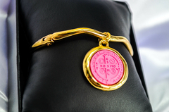 Bracelete São Bento Dourado e Rosa