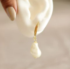 Brinco Pêndulo e Pérola - comprar online