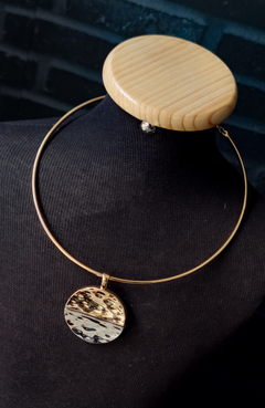 Choker Meia Lua