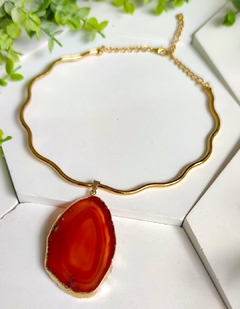 Choker Dourada banhada a Ouro com Pingente de Ágata Natural de Laranja - comprar online