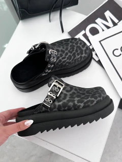 CHER - comprar online