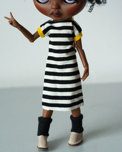 Vestido Listrado Preto e Branco