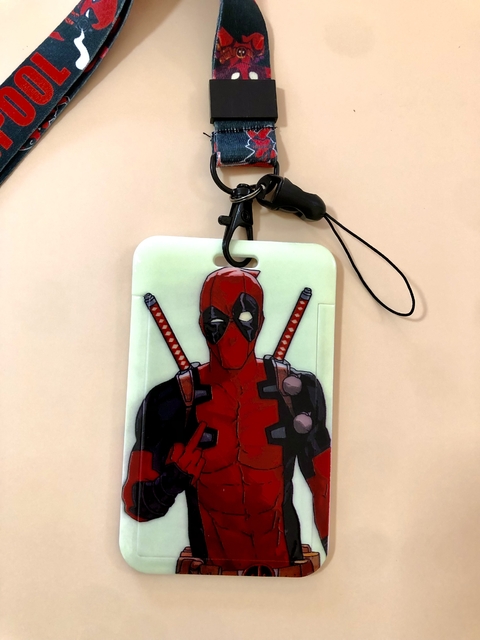 Deadpool Fu** Porta Sube c/ Colgante - comprar online