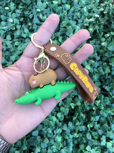 Capibara Cocodrilo Llavero - comprar online