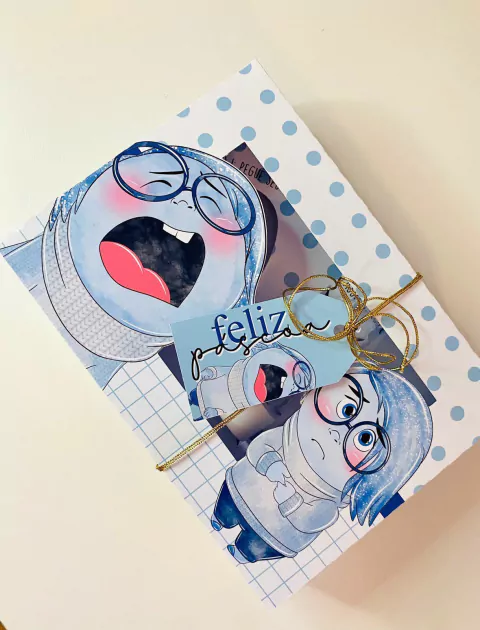 Arquivo de Corte | Caixa Mini Confeiteiro Divertidamente Tristeza - comprar online