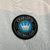 Logotipo do Charlotte FC em uma camisa azul da Adidas para a temporada 2024.