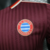  Escudo Retrô do Bayern de Munique no Lado Esquerdo do Peito da Camisa ICON 2025