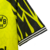  Detalhe da Manga Amarela com Design Preto e Punho Listrado da Camisa Borussia Dortmund Retrô 1994 Nike