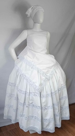 Conjunto Branco com Entremeios Festa