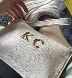 Imagen de THE WRISTLET BAG