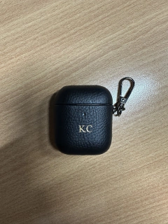 Imagen de THE AIRPODS COVER