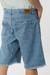 Bermuda Jean Mom BOWIE de Orso BIanco, en denim rígido con ruedo al corte, diseño casual y moderno