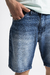 Bermuda skinny Late de Orso Bianco en denim elastizado índigo.