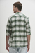 Camisa clásica Orso Bianco, viyela escocesa, bolsillo con tapa, botón marmolado, verde, naranja, beige