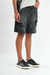 Bermuda jean mom color negro, con roturas y diseño en denim rígido, ideal para un look urbano