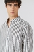 Camisa Mao de lino rayado hombre de Orso Bianco, diseño casual con detalles únicos.