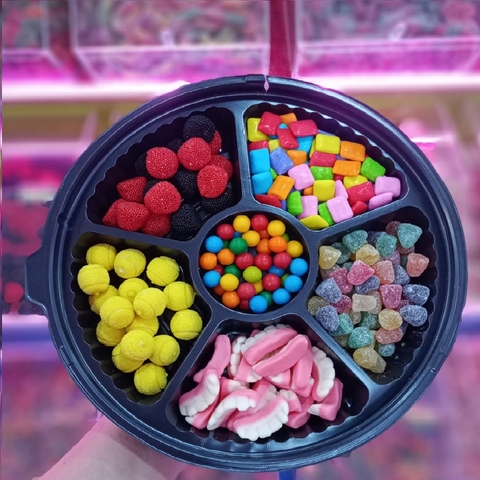 BANDEJA CON GOMITAS Y CHICLES BLUPER 6 DIVISIONES