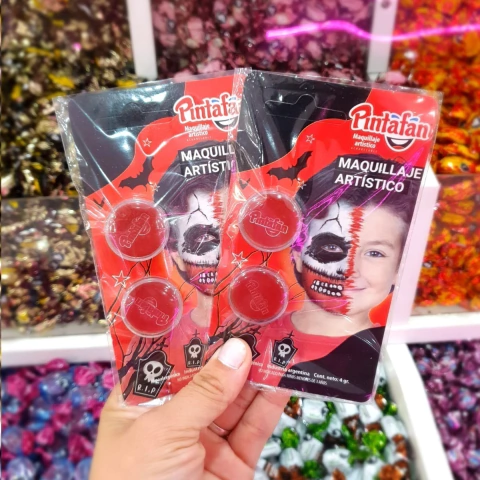 MAQUILLAJE ARTISTICO ROJO