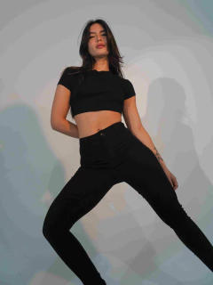 Calça Cintura Alta Hot Pant Black Cl11108 na internet