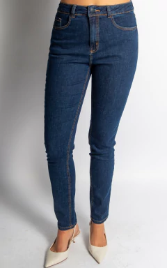 CALÇA SUPER SKINNY LAVAGEM ESCURA BARRA RETA CL03087 - comprar online