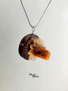 Quetzalcoatl, collar de la Serpiente Emplumada.