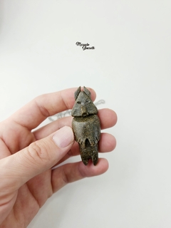 Totem de roca, tierra de osos (lobo) en internet