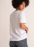 Camiseta Feminina O Universo devolve o que você emana na internet