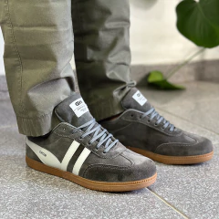 CONIE GRIS en internet