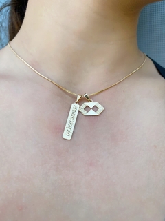 COLAR PROFISSÃO COM NOME NA PLACA E SIMBOLO - BANHADO OURO 18K CL 31 na internet