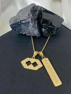 COLAR PROFISSÃO COM NOME NA PLACA E SIMBOLO - BANHADO OURO 18K CL 31 na internet