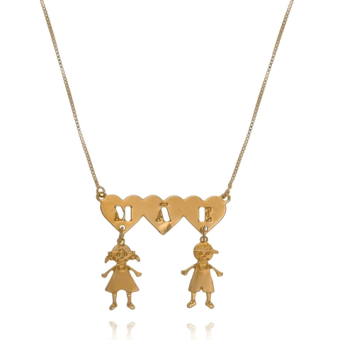 COLAR MÃE VAZADO ESCRITO EM CORAÇÕES COM PINGENTE DE FILHOS - CL 06 OURO 18K