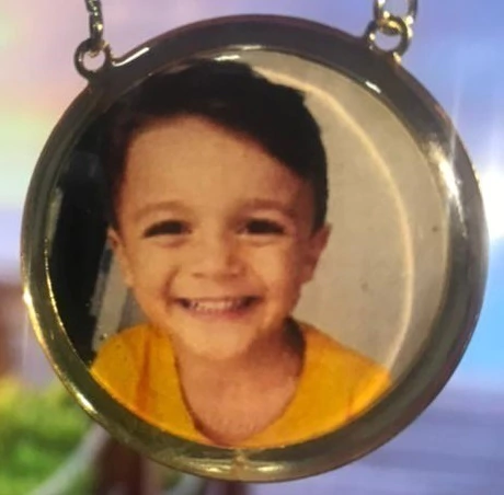 PINGENTE FOTO COLORIDA COM RESINA - PERSONALIZADO OURO 18K CL 488 - comprar online