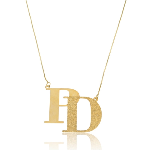 COLAR MONOGRAMA SEGUNDA INICIAL COM TEXTURA - CL 826 BANHADO OURO 18K