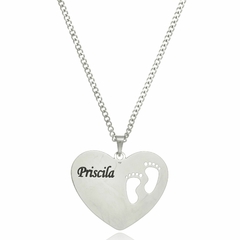 COLAR CORAÇÃO COM NOME PERSONALIZADO E PÉZINHO VAZADO - INOX IN 92 - comprar online