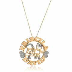 MANDALA COM NOMES PERSONALIZADOS E BONECOS - MD 109 BANHADO OURO 18K
