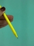 CANETA FOFA GATINHO NA LÃ - DONA LOLA PRESENTES E PAPELARIA