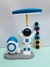 LUMINÁRIA ASTRONAUTA COM FOCO MOVEL E APONTADOR DE FOGUETE - comprar online