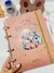 CADERNO ARGOLADO FICHARIO LUXO WOODLLAND - COM FOLHAS E DIVISORIAS DECORADAS