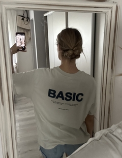 Remera Basic Tiza