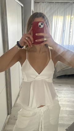 Blusa Maggie Blanca en internet
