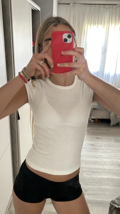 Remera Nora Blanca - comprar online