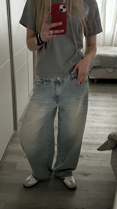 Jean Baggy Cyra en internet