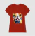 Camisa feminina vermelha com estampa colorida de um bulldog usando um gravata borboleta.