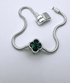 Berloque Separador Trevo Brilhante em Zircônias - comprar online